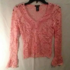 NWOT Moda lace fitted lace top